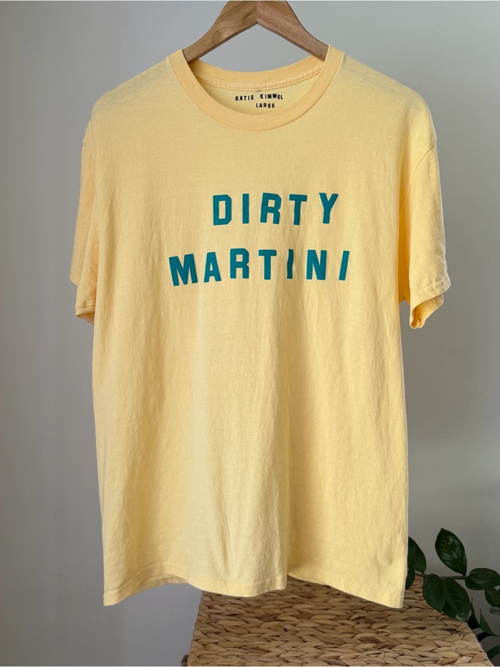 Women's KATIE KIMMEL Yellow Dirty Martini T-Shirt Tee Shirt Size Large L
